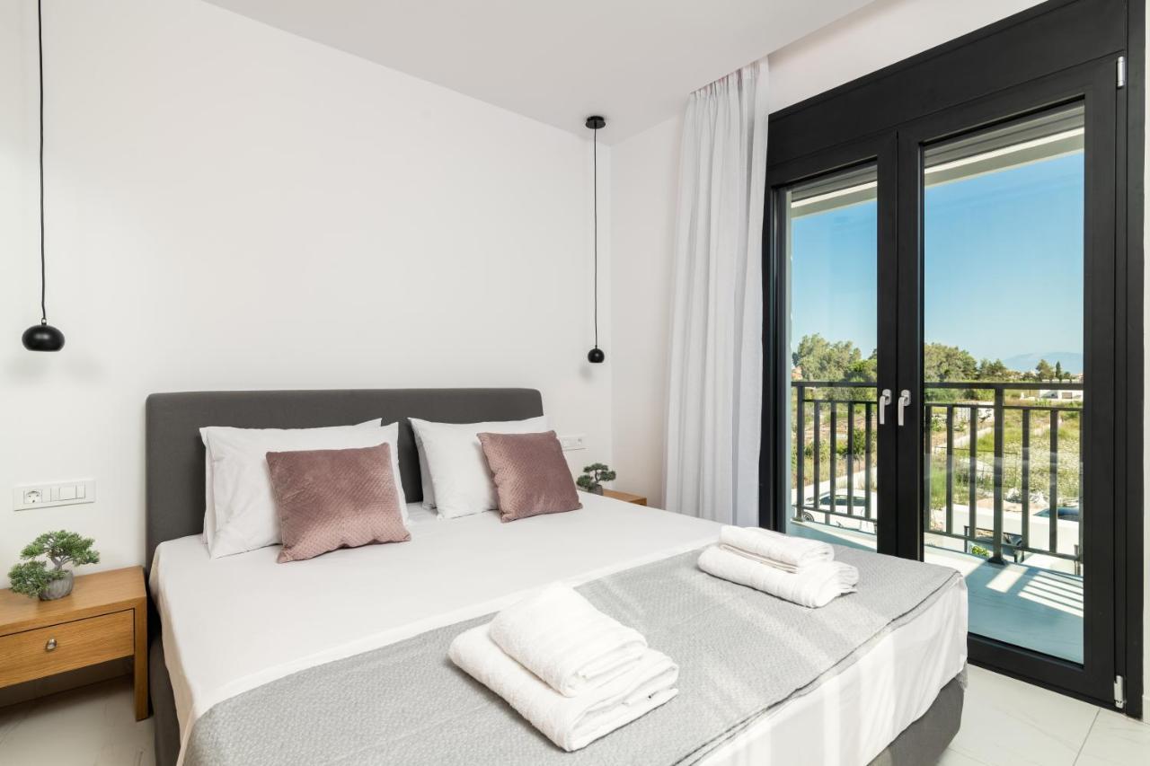 Eagle's Nest - Adjoining Villas! * Planos